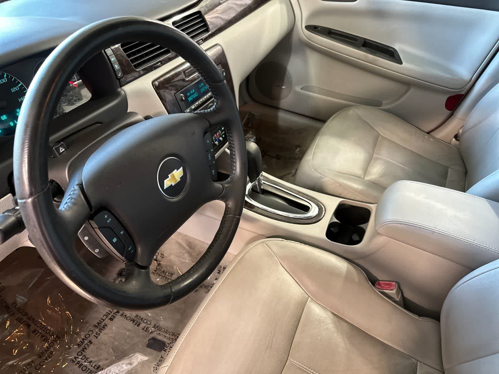 Used 2014 Chevrolet Impala LTZ FWD image 12