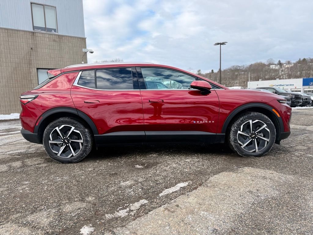 New 2026 Chevrolet Equinox EV LT image 7