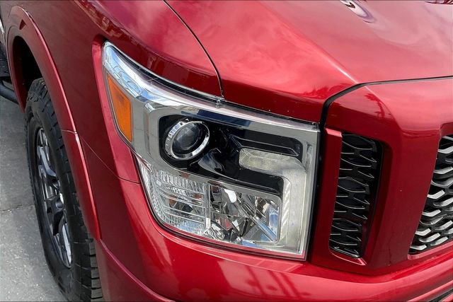 Used 2017 Nissan Titan PRO-4X w/ Pro-4x Convenience Package image 27