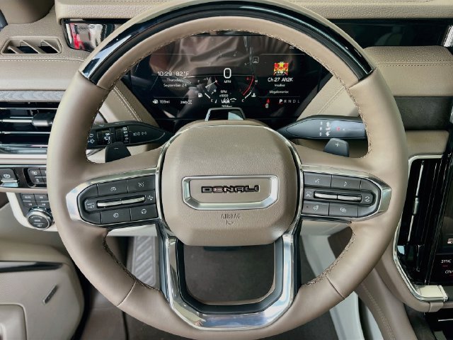 New 2026 GMC Yukon XL Denali w/ Denali Reserve Package AWD/4WD image 7
