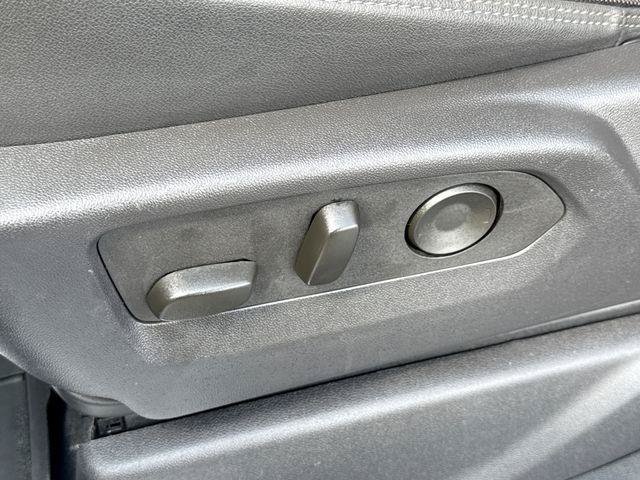 Used 2025 Chevrolet Silverado 1500 High Country AWD/4WD image 14