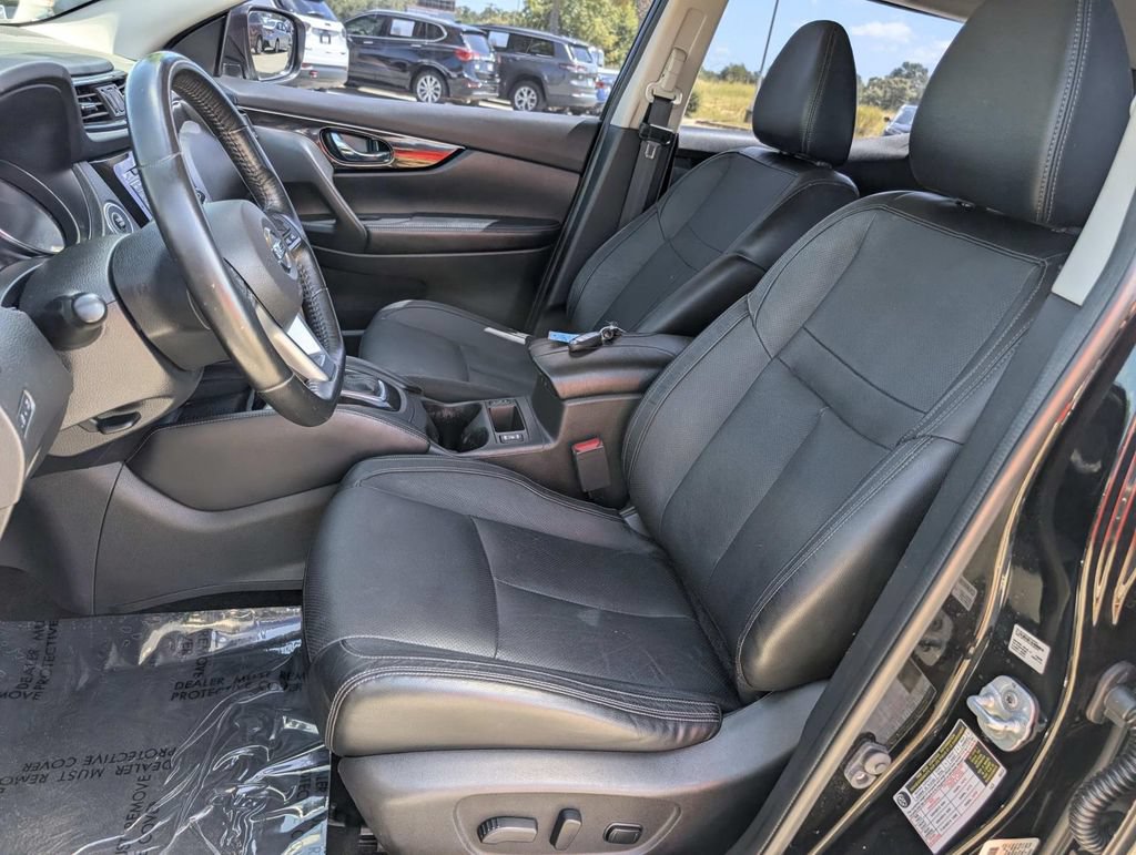 Used 2017 Nissan Rogue Sport SL FWD image 17