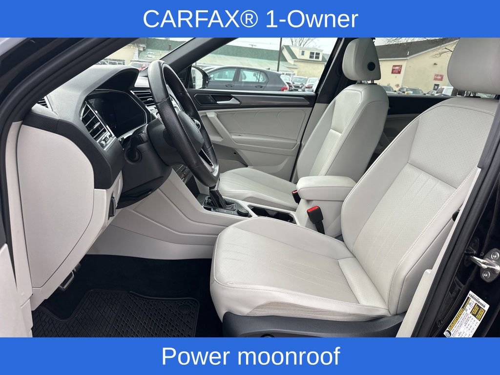 Used 2023 Volkswagen Tiguan SE R-Line image 13