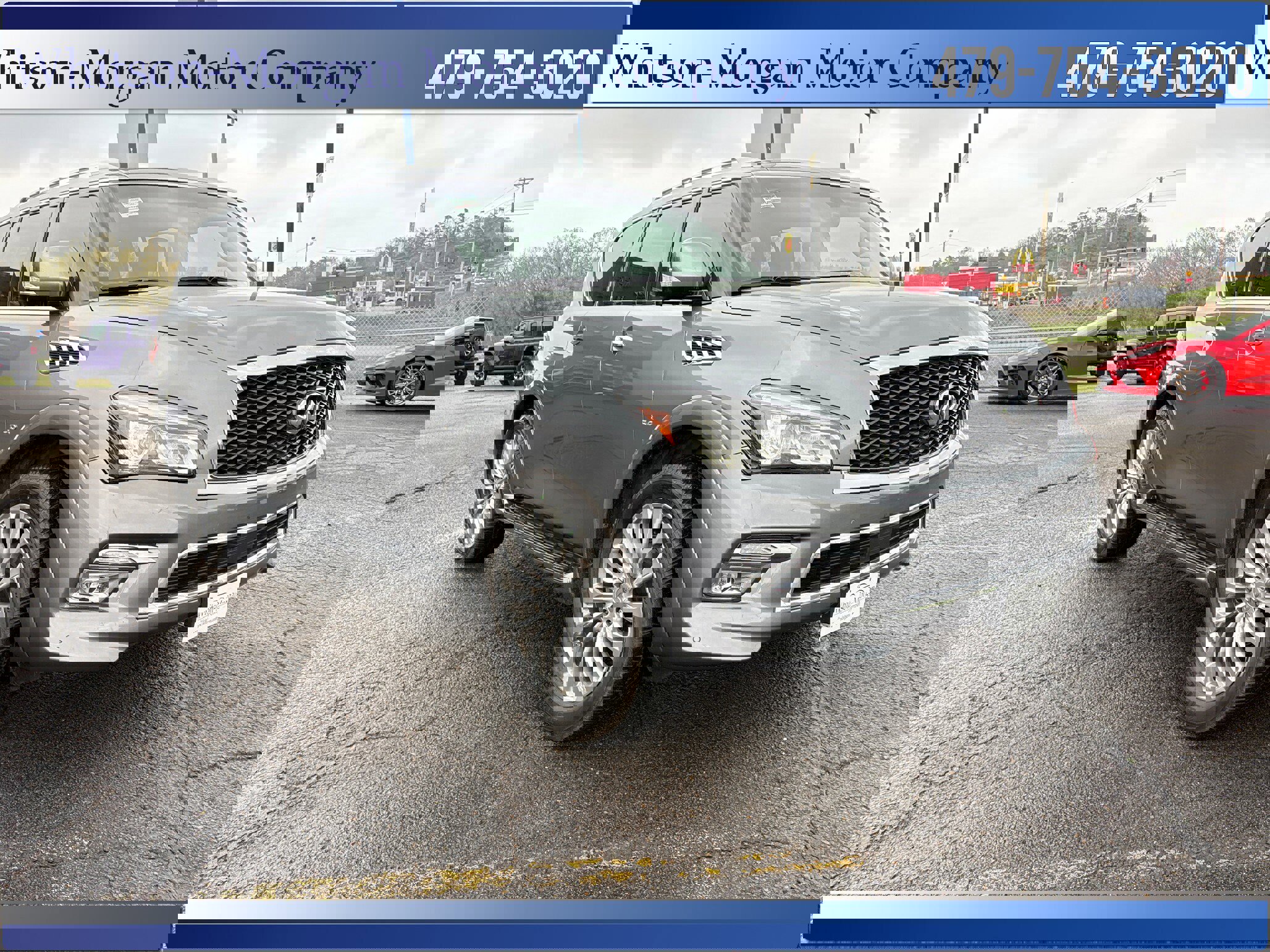 Used 2016 INFINITI QX80 Luxe w/ 22" Wheel Package image 3