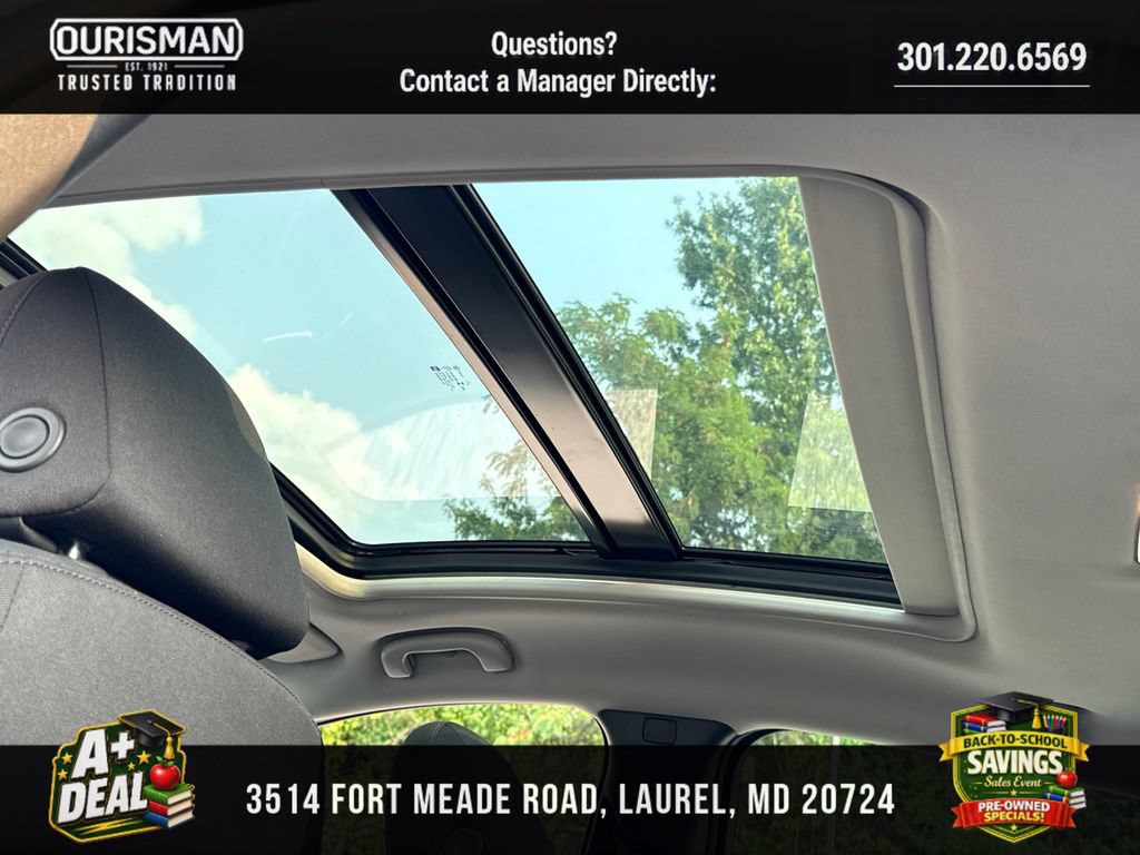 Used 2024 Chevrolet Malibu LT FWD image 17