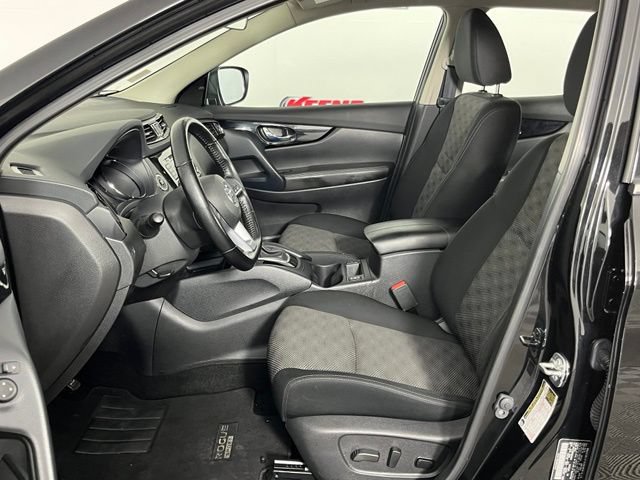 Used 2022 Nissan Rogue Sport SV AWD/4WD image 22