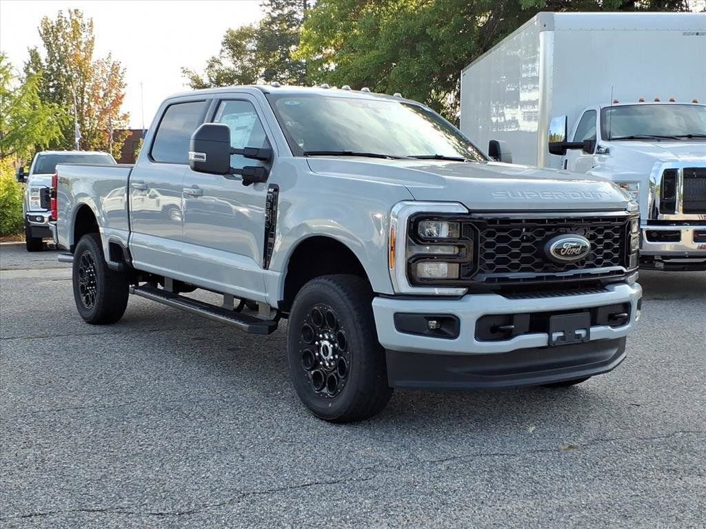 New 2026 Ford F350 XLT w/ XLT Premium Package