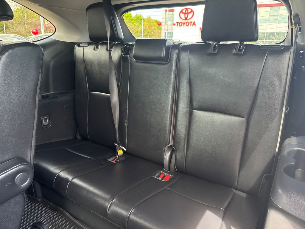 Used 2021 Toyota Highlander XLE AWD/4WD image 43