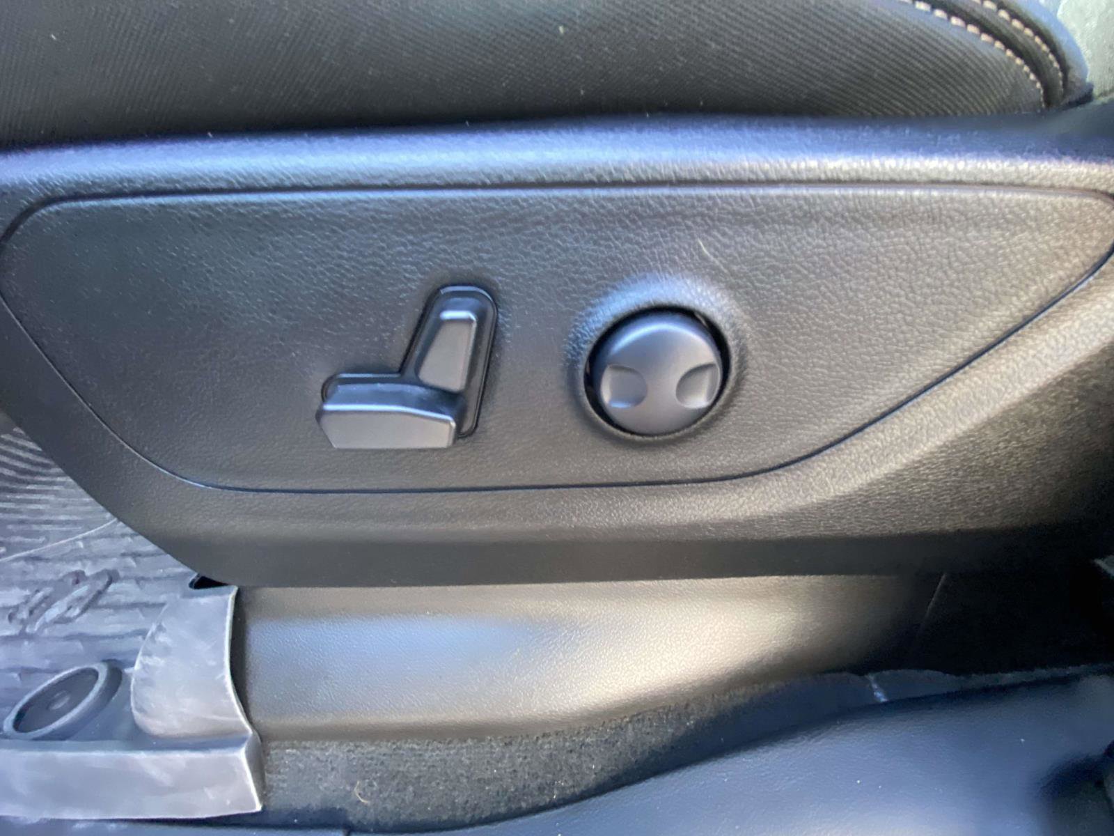 Certified 2022 RAM 1500 Big Horn image 12