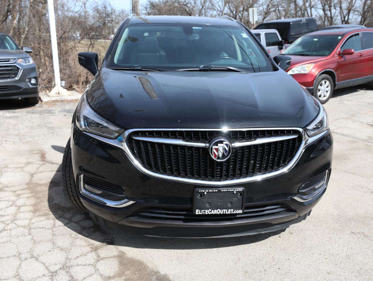 Used 2019 Buick Enclave Essence AWD/4WD image 3