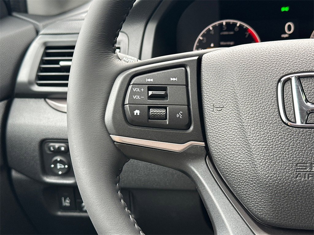 New 2025 Honda Ridgeline RTL image 21