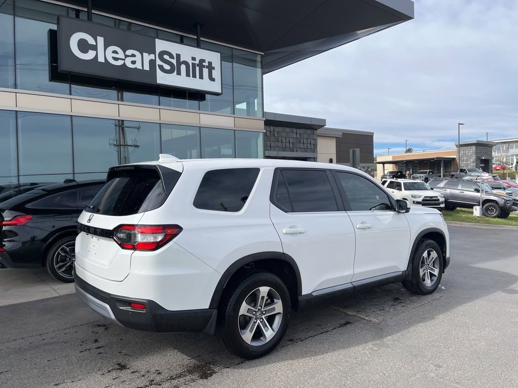 Used 2023 Honda Pilot EX-L image 6