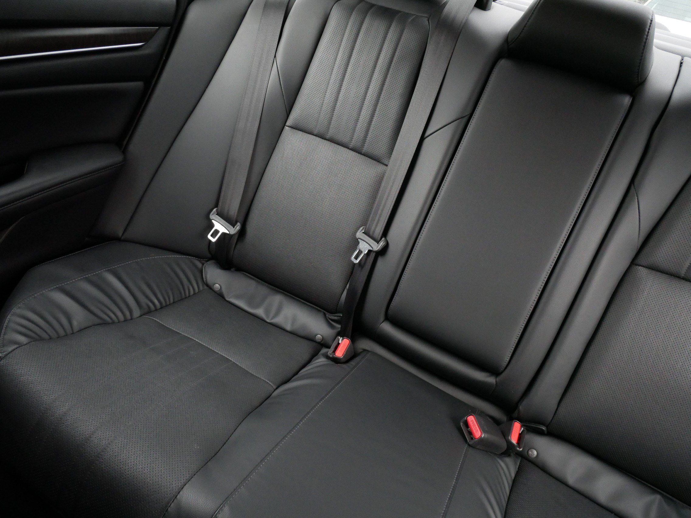 Used 2018 Honda Accord EX-L image 12
