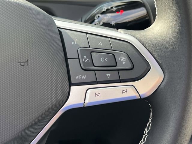 New 2026 Volkswagen Tiguan SE FWD image 16