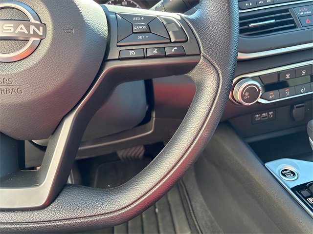 Used 2025 Nissan Altima 2.5 S image 23