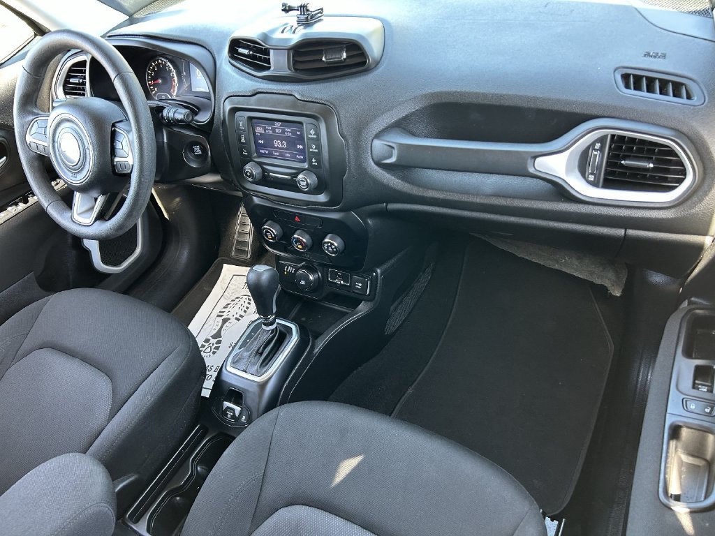 Used 2019 Jeep Renegade Sport w/ Sport Appearance Group AWD/4WD image 12