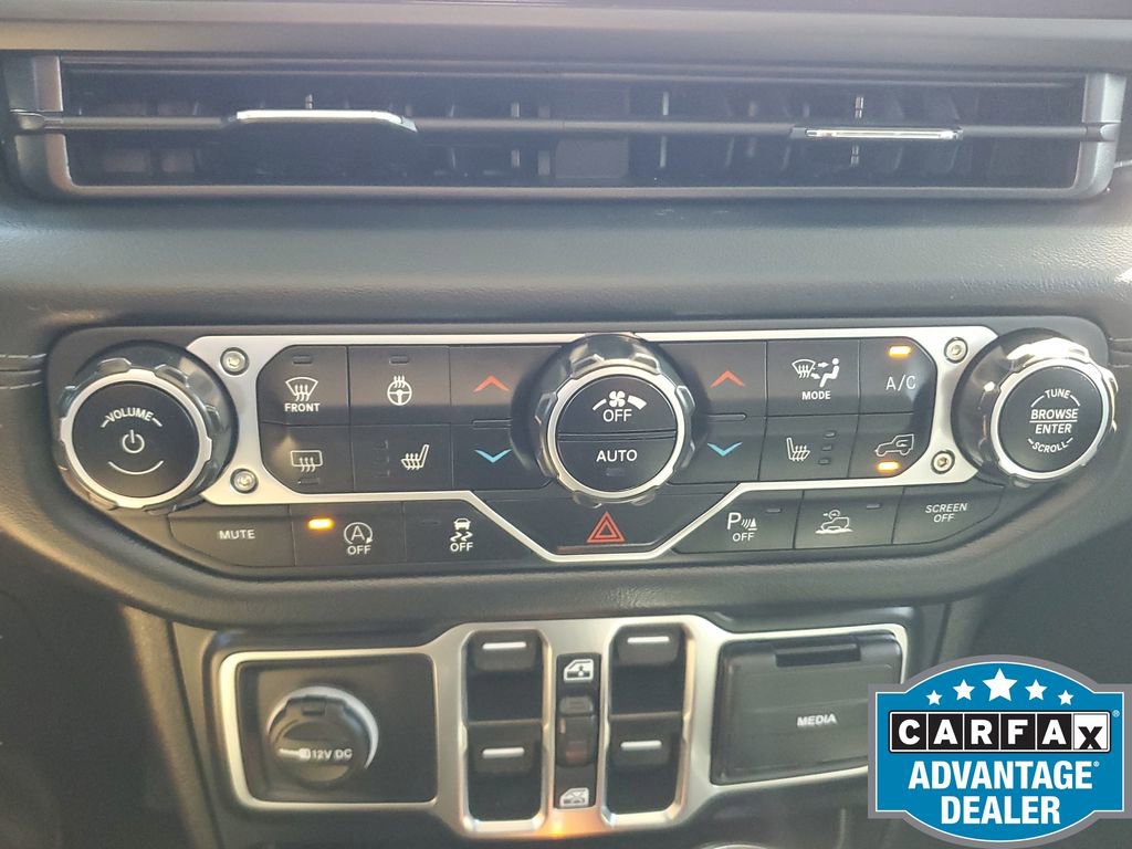 Used 2024 Jeep Wrangler Sahara w/ Technology Group image 24