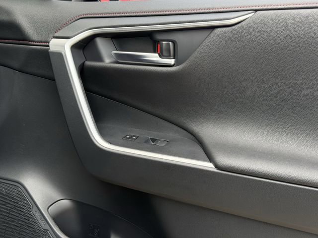 Used 2025 Toyota RAV4 XSE image 31