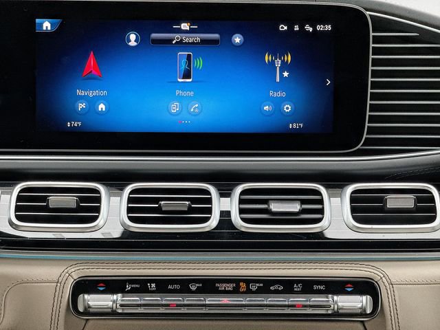 Used 2025 Mercedes-Benz GLS 63 AMG 4MATIC image 19