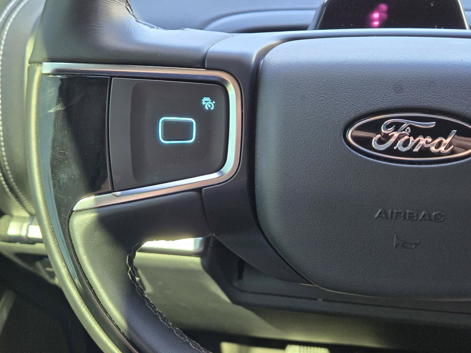 Used 2025 Ford Expedition Max Platinum w/ Stealth Appearance Package AWD/4WD image 25