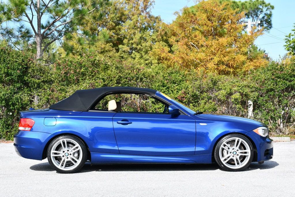 Used 2013 BMW 135i Convertible image 45