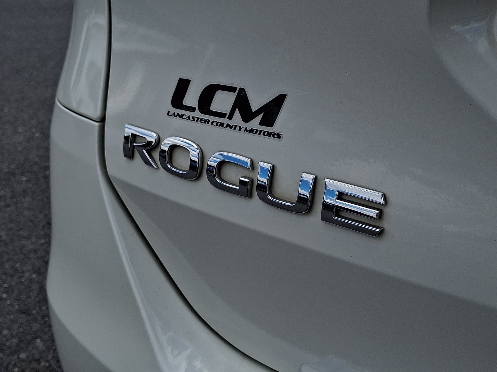 Used 2015 Nissan Rogue SL w/ SL Premium Package AWD/4WD image 9