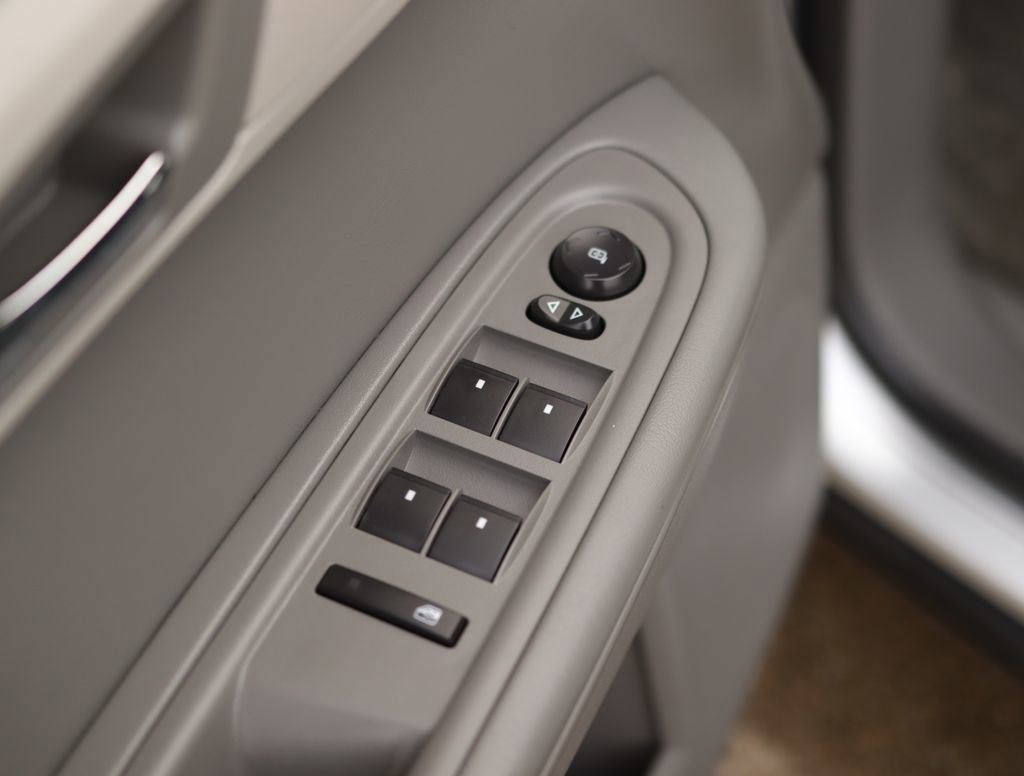 Used 2017 Chevrolet Traverse LT image 22