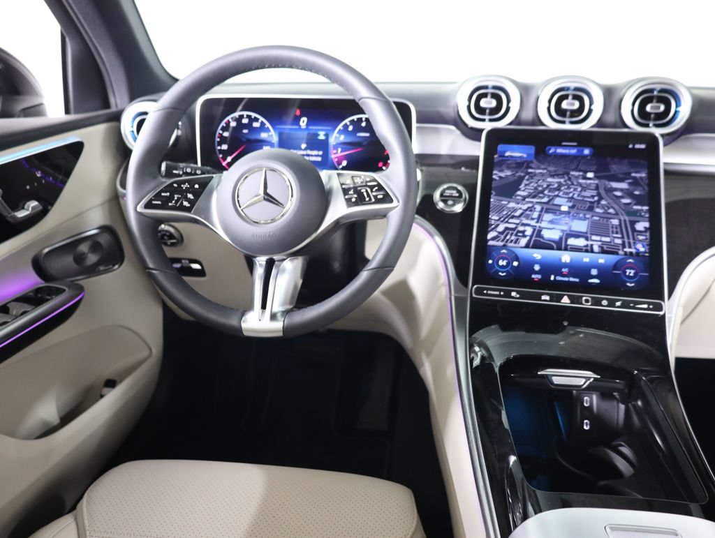 Used 2026 Mercedes-Benz GLC 300 4MATIC image 44