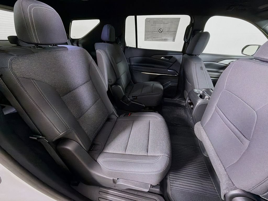 New 2026 Chevrolet Traverse LT w/ LPO, Floor Liner Package AWD/4WD image 23
