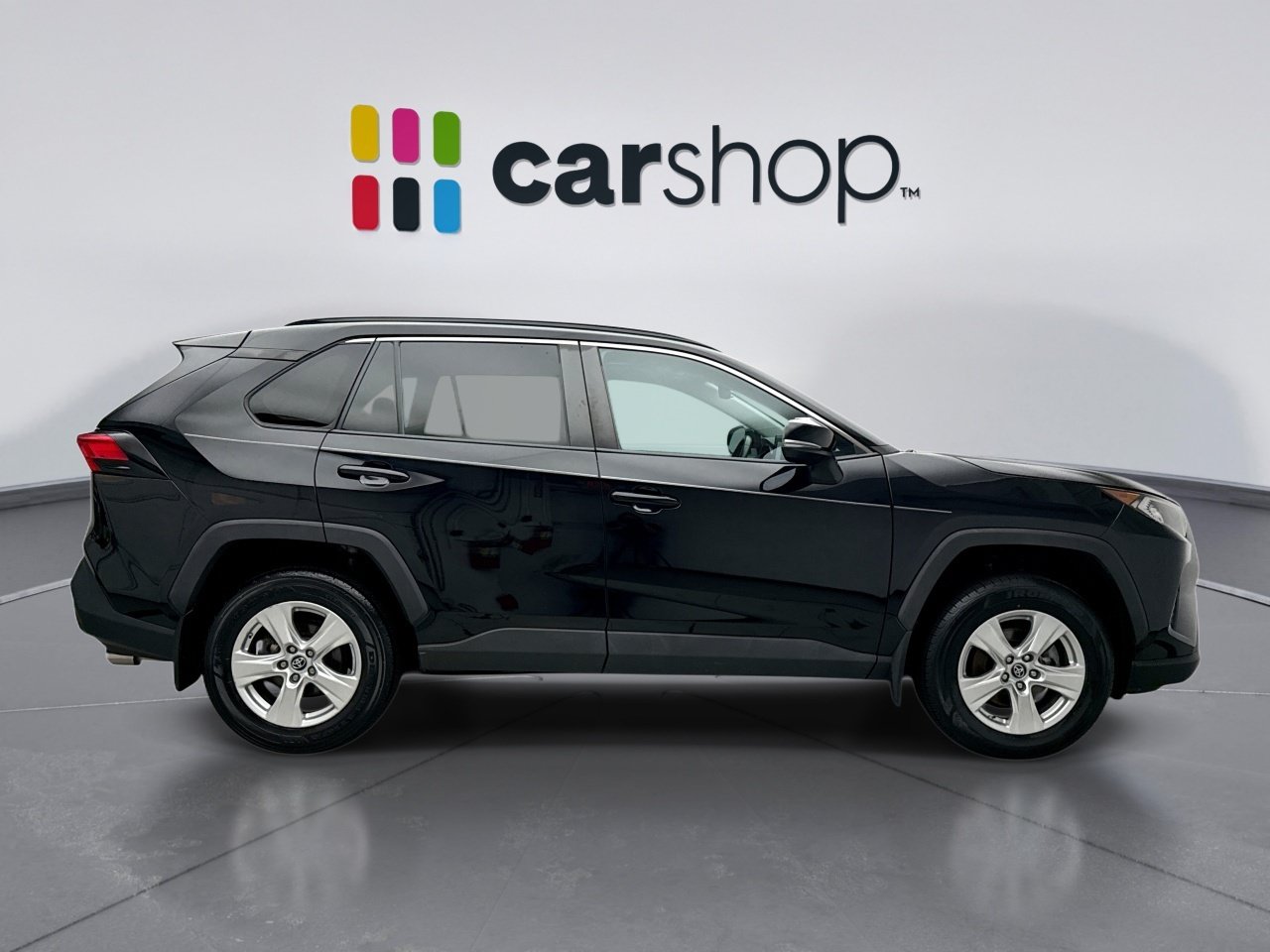 Used 2019 Toyota RAV4 XLE w/ Convenience Package AWD/4WD image 6