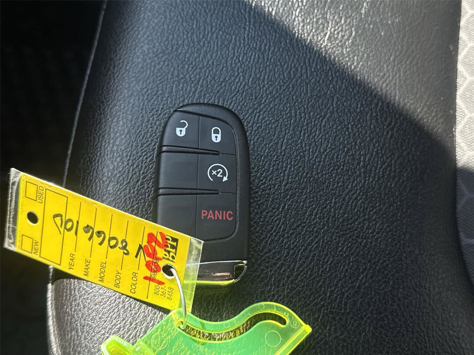 Used 2019 Jeep Compass Latitude w/ Cold Weather Group AWD/4WD image 30