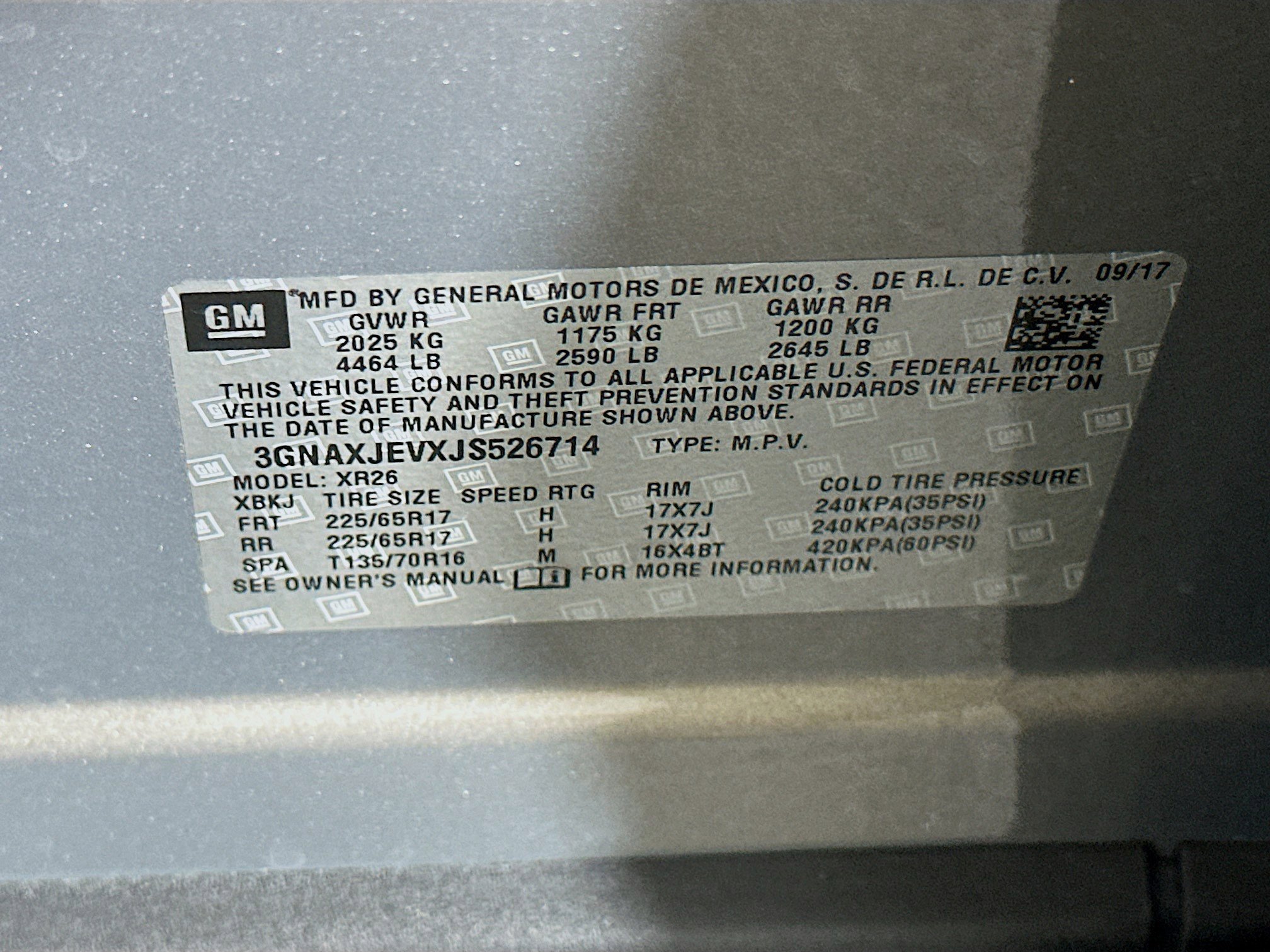 Used 2018 Chevrolet Equinox LT FWD image 12