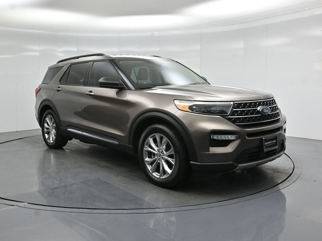 Used 2021 Ford Explorer XLT w/ Equipment Group 202A RWD image 54