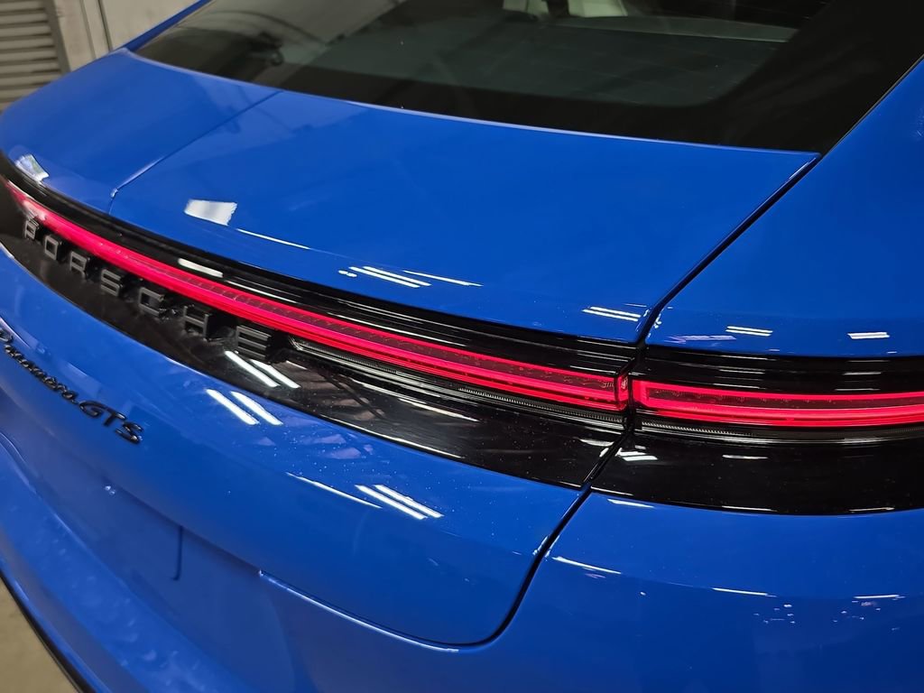Certified 2025 Porsche Panamera GTS image 30