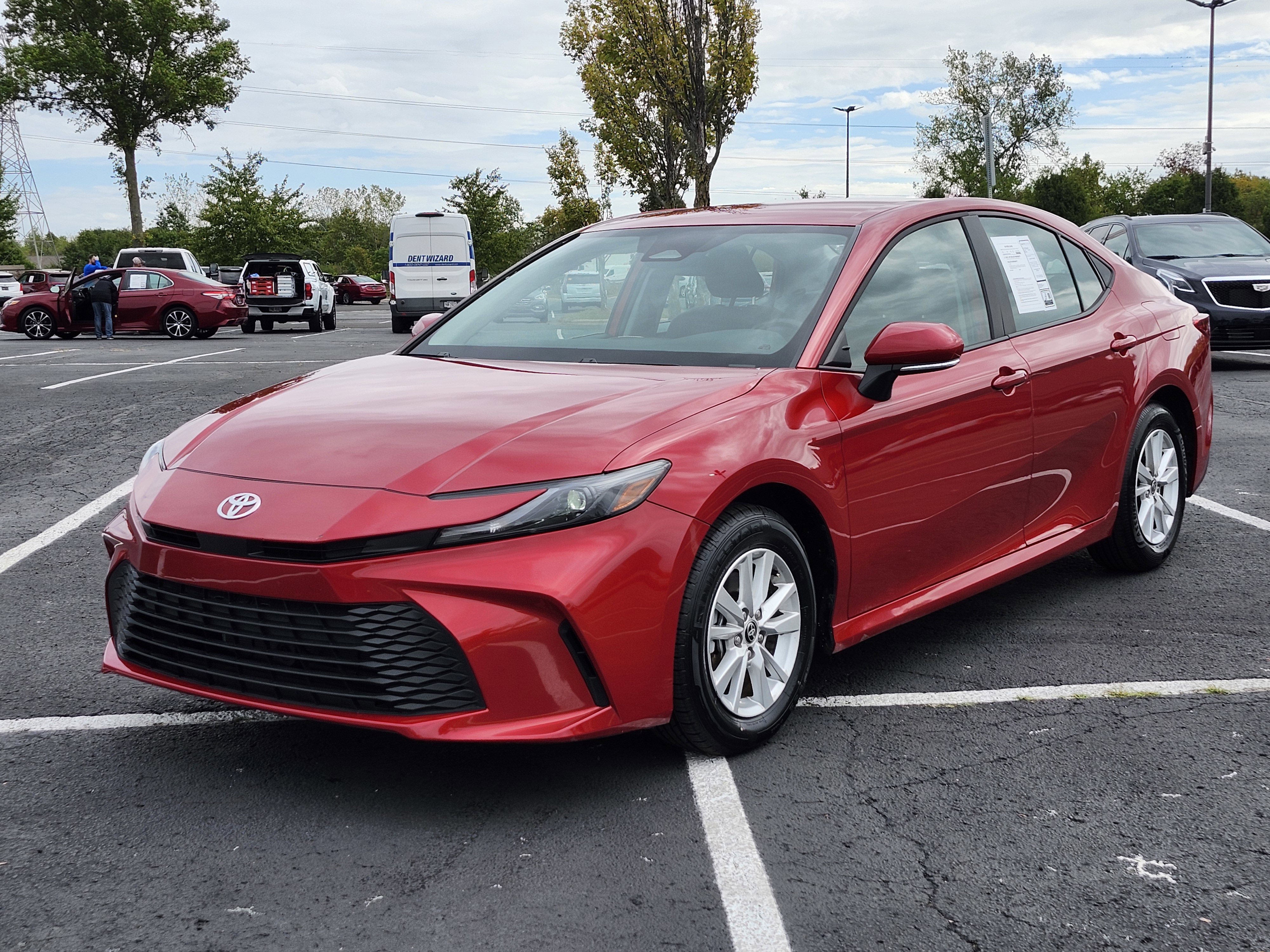 Used 2025 Toyota Camry LE image 5