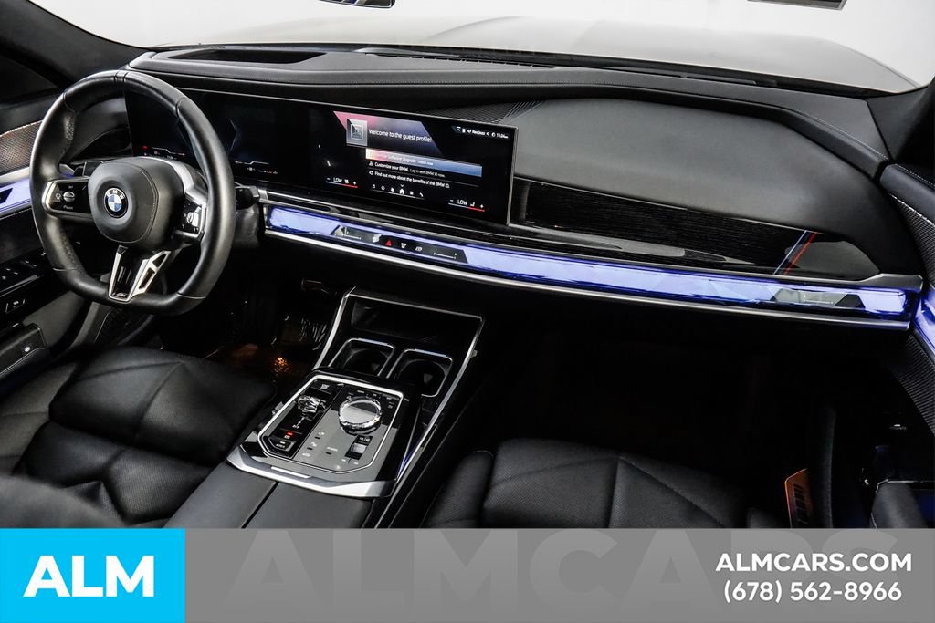 Used 2026 BMW 740i w/ Premium Package RWD image 23