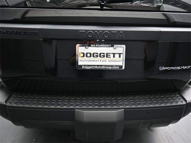 Used 2025 Toyota Land Cruiser 1958 image 12