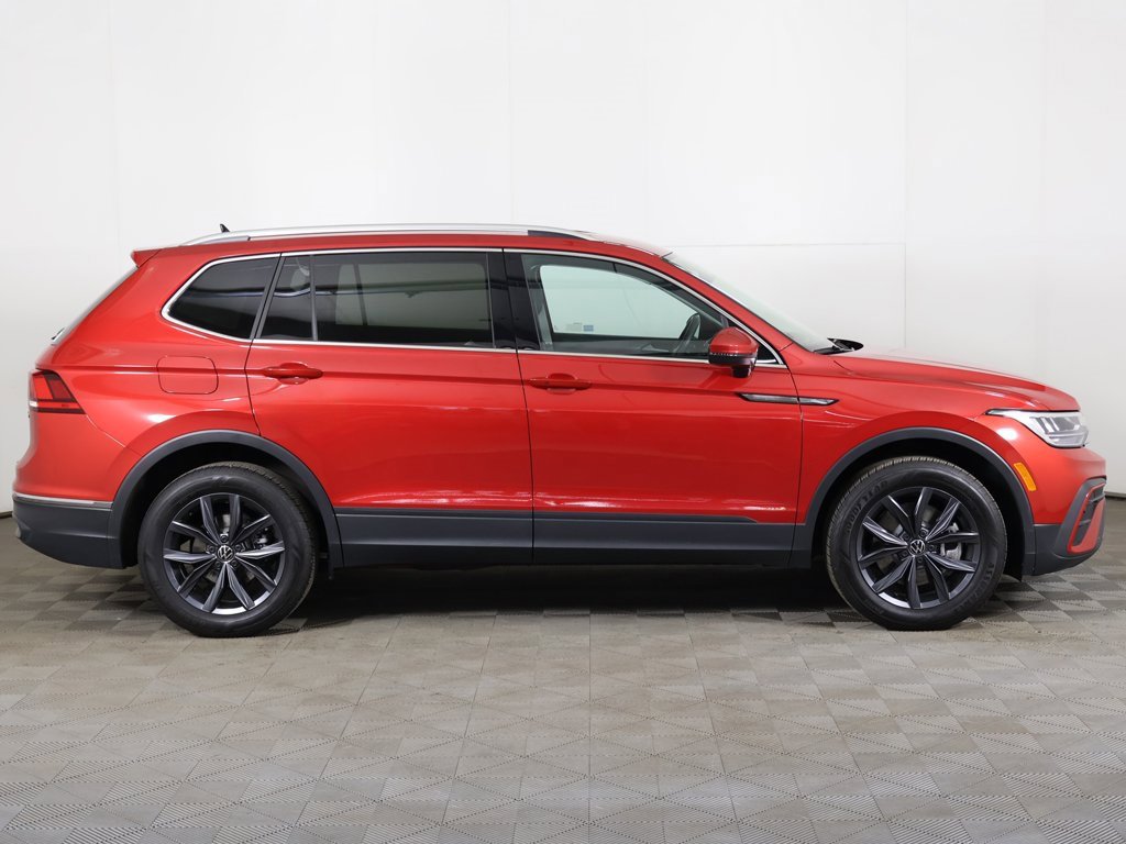 Used 2023 Volkswagen Tiguan SE image 17