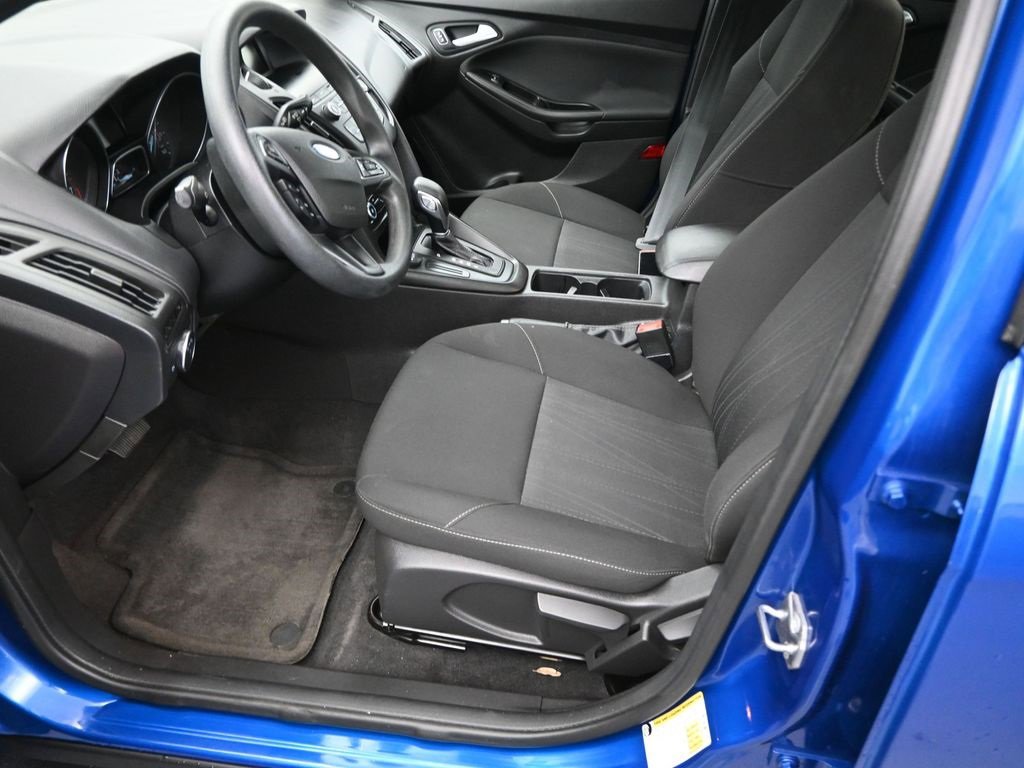 Used 2018 Ford Focus SE image 9