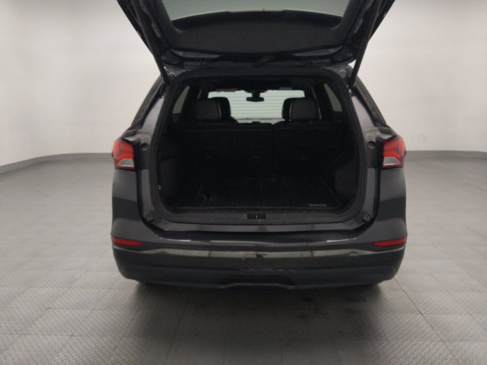 Used 2022 Chevrolet Equinox RS w/ RS Leather Package FWD image 29