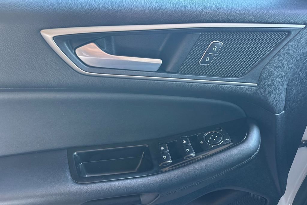 Certified 2020 Ford Edge SEL FWD image 13