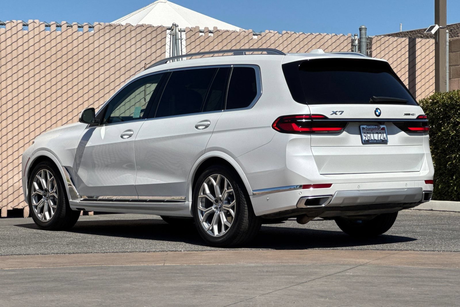 Used 2023 BMW X7 xDrive40i w/ Executive Package AWD/4WD image 6