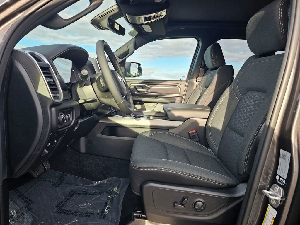 New 2026 RAM 1500 Big Horn AWD/4WD image 11