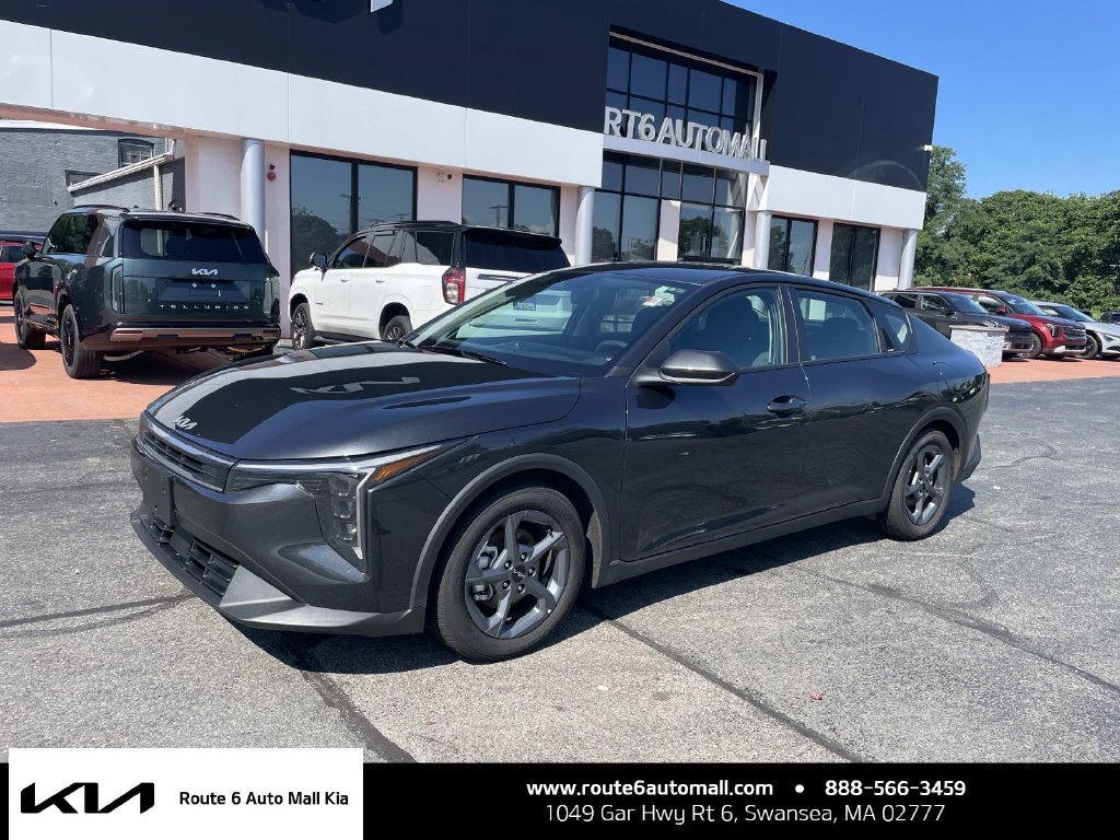 Used 2025 Kia K4