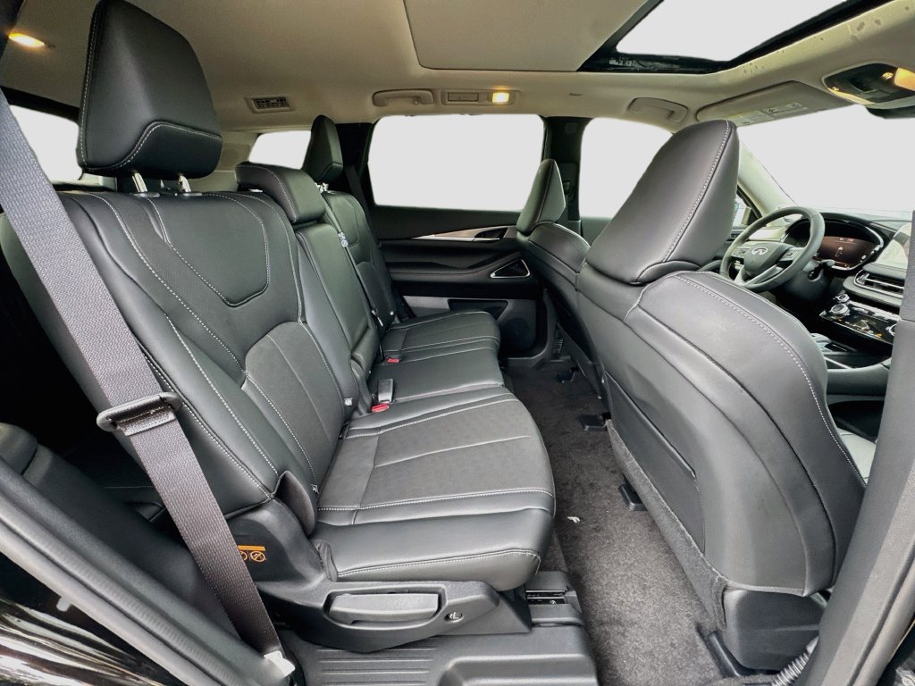 New 2027 INFINITI QX60 Luxe w/ Cargo Package FWD image 30