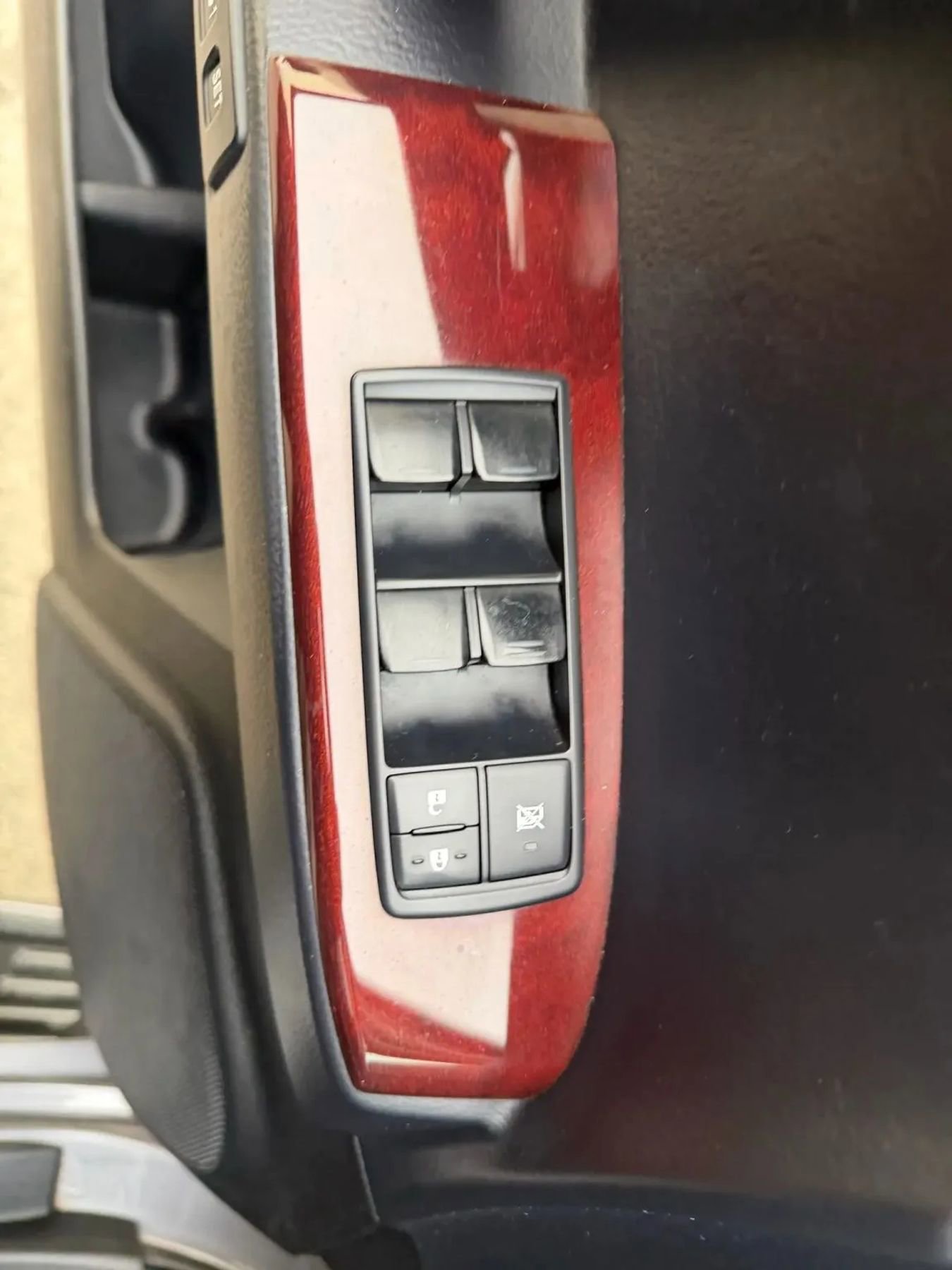 Used 2015 Lexus GX 460 w/ Premium Package image 25