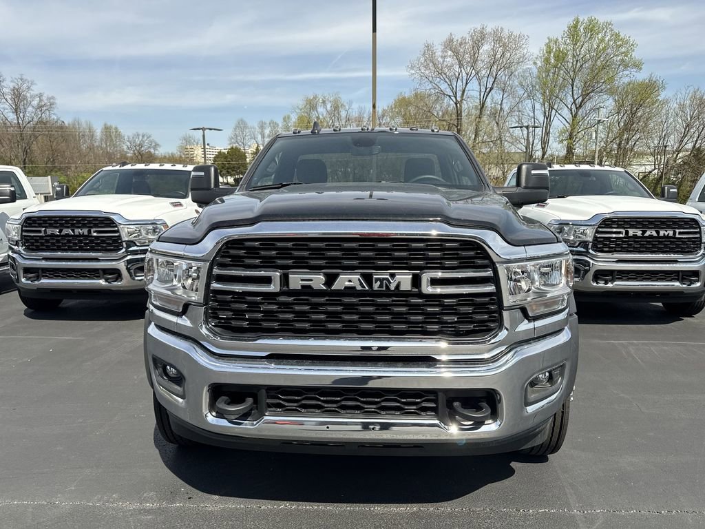 New 2024 RAM 5500 SLT w/ Quick Order Package 2YG SLT AWD/4WD image 3