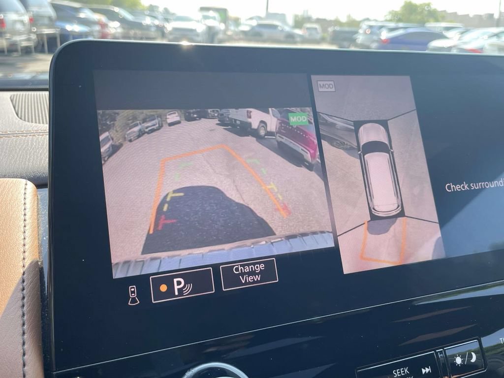 Used 2024 INFINITI QX80 Sensory w/ Cargo Package AWD/4WD image 24