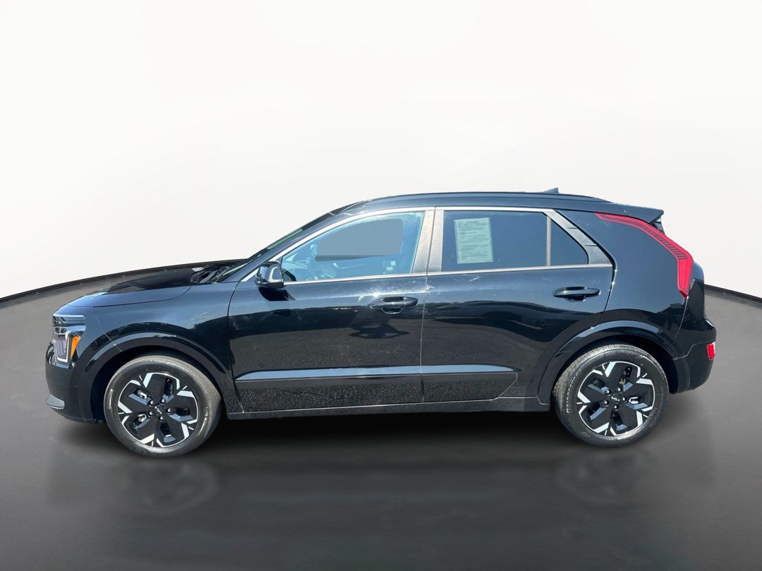 Used 2023 Kia Niro Wind w/ Wind Preserve Package FWD image 6