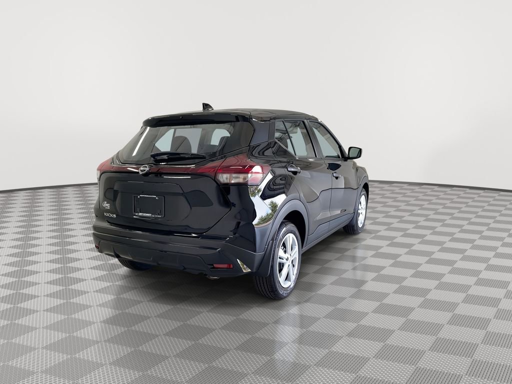 Certified 2025 Nissan Kicks Play S FWD image 11
